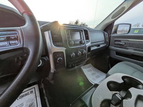Used 2016 RAM 2500 SLT AWD/4WD image 17