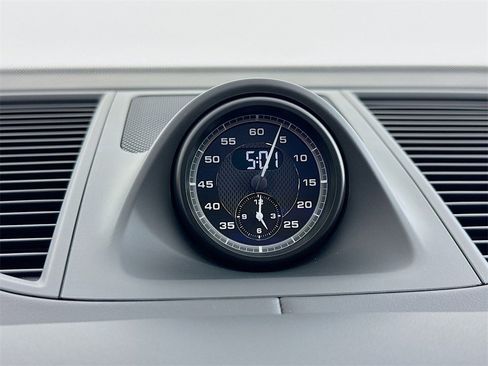 New 2026 Porsche Macan S image 17