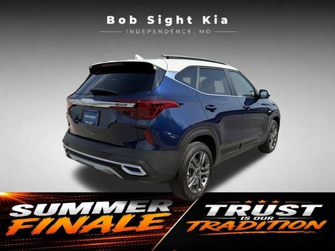 Used 2023 Kia Seltos S w/ Navigation Package AWD/4WD image 13