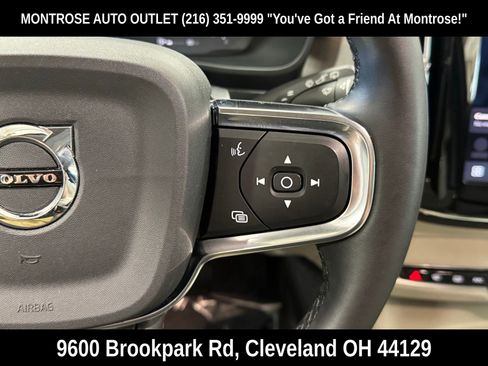 Used 2023 Volvo XC40 B5 Plus w/ Climate Package AWD/4WD image 18
