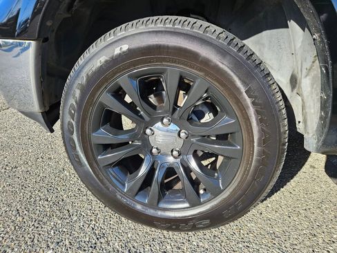 Used 2014 RAM 1500 Laramie Longhorn w/ Trailer Tow Group image 18