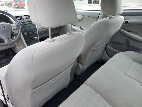 Used 2010 Toyota Corolla LE image 14
