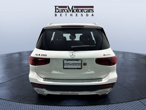 Certified 2024 Mercedes-Benz GLB 250 4MATIC image 4