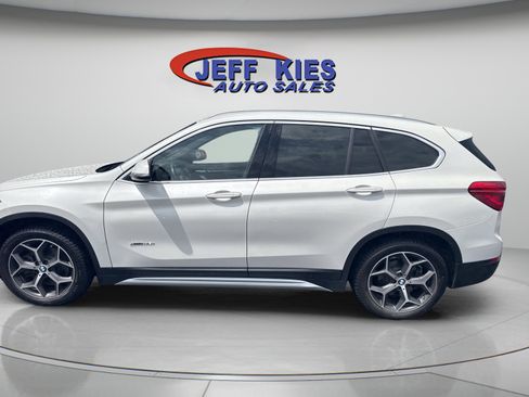 Used 2017 BMW X1 xDrive28i AWD/4WD image 8