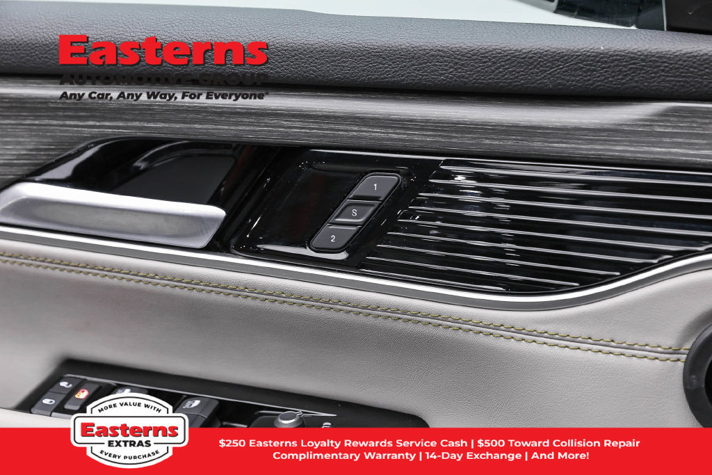 Used 2024 Jeep Wagoneer Series II AWD/4WD image 22
