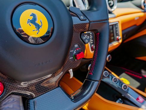 Used 2016 Ferrari California T RWD image 70