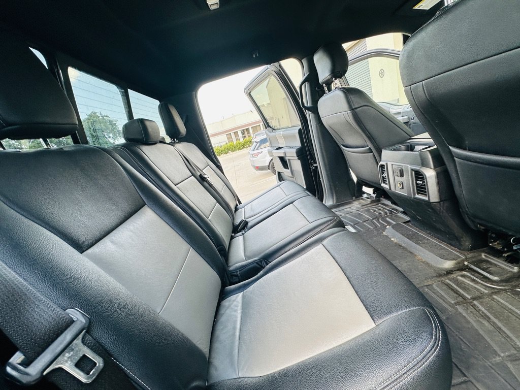 Used 2015 Ford F150 XLT w/ Equipment Group 302A Luxury AWD/4WD image 26