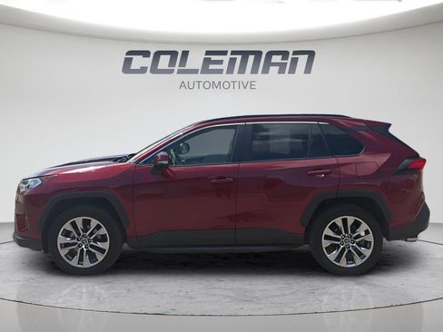 Used 2019 Toyota RAV4 XLE Premium w/ Cold Weather Package AWD/4WD image 2