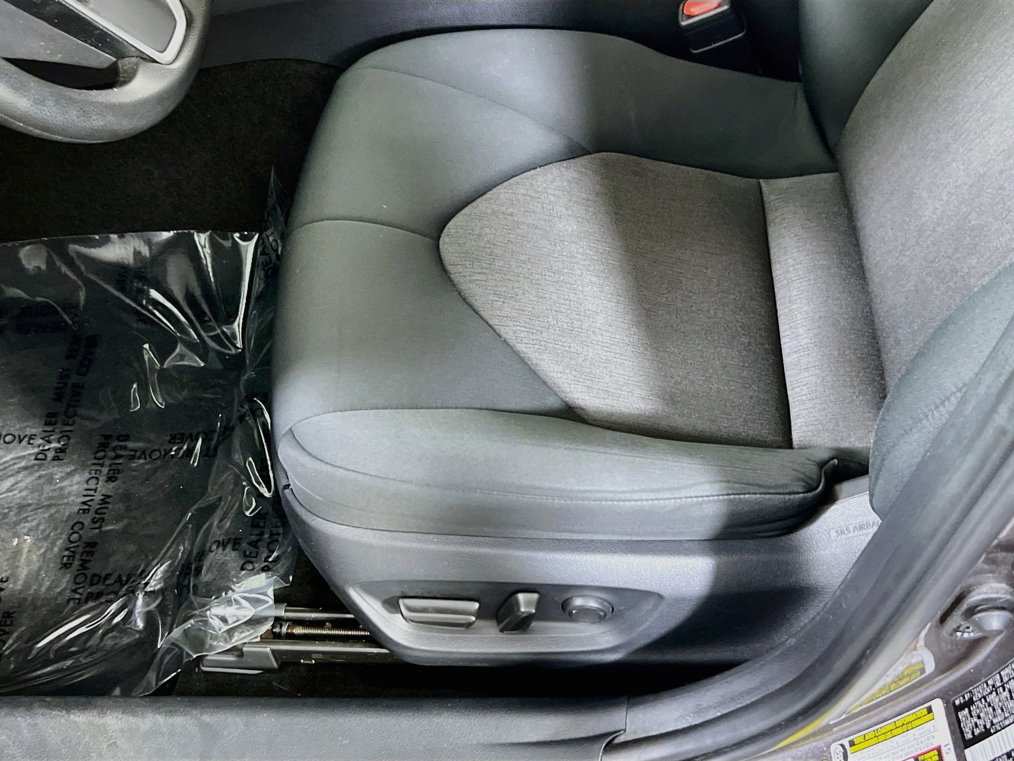 Used 2023 Toyota Camry LE FWD image 18