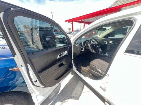 Used 2013 Chevrolet Equinox LS FWD image 3