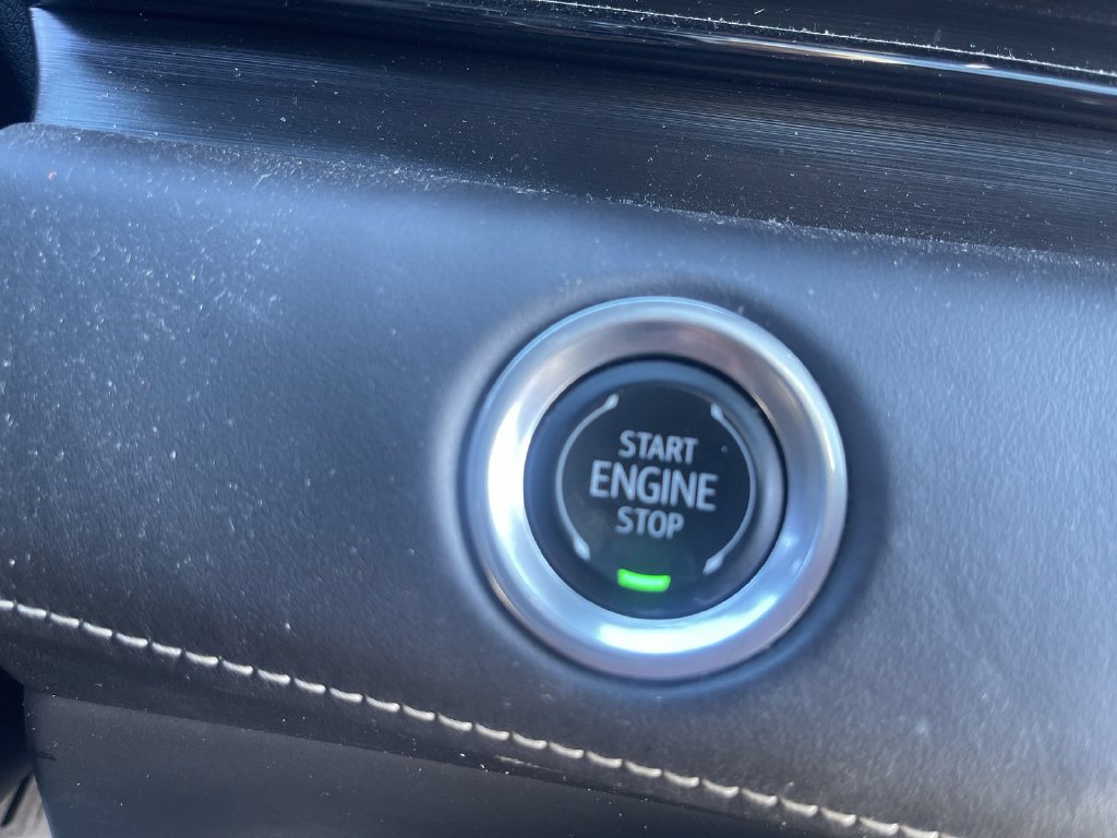 Used 2024 Cadillac Escalade Sport Platinum AWD/4WD image 16