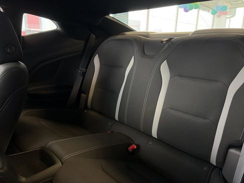 Used 2023 Chevrolet Camaro LT image 31