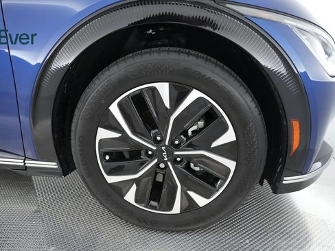 Used 2024 Kia EV6 Wind RWD image 19