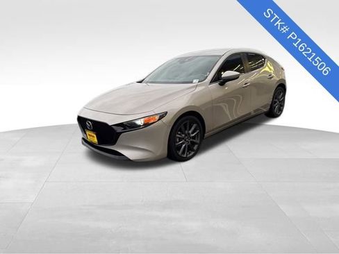 Used 2023 MAZDA MAZDA3 s image 3
