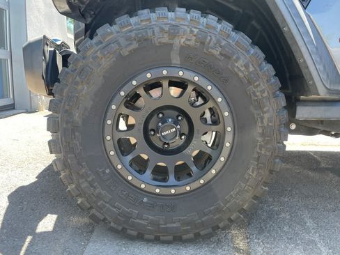 Used 2019 Jeep Wrangler Unlimited Rubicon AWD/4WD image 15