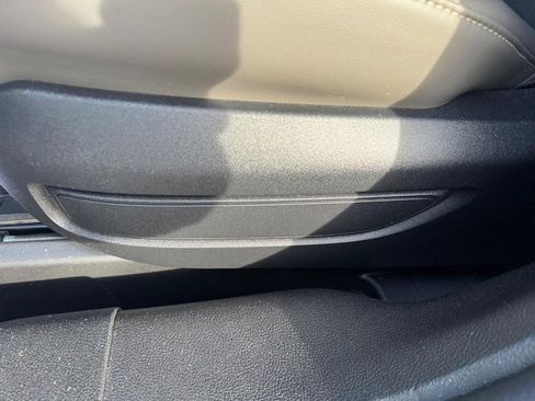 New 2025 Lincoln Corsair FWD w/ Equipment Group 101A image 15