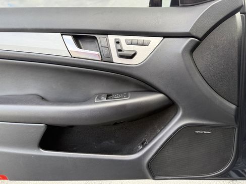 Used 2014 Mercedes-Benz C 63 AMG Coupe w/ Driver Assistance Package image 40