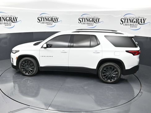 Used 2023 Chevrolet Traverse RS FWD image 24