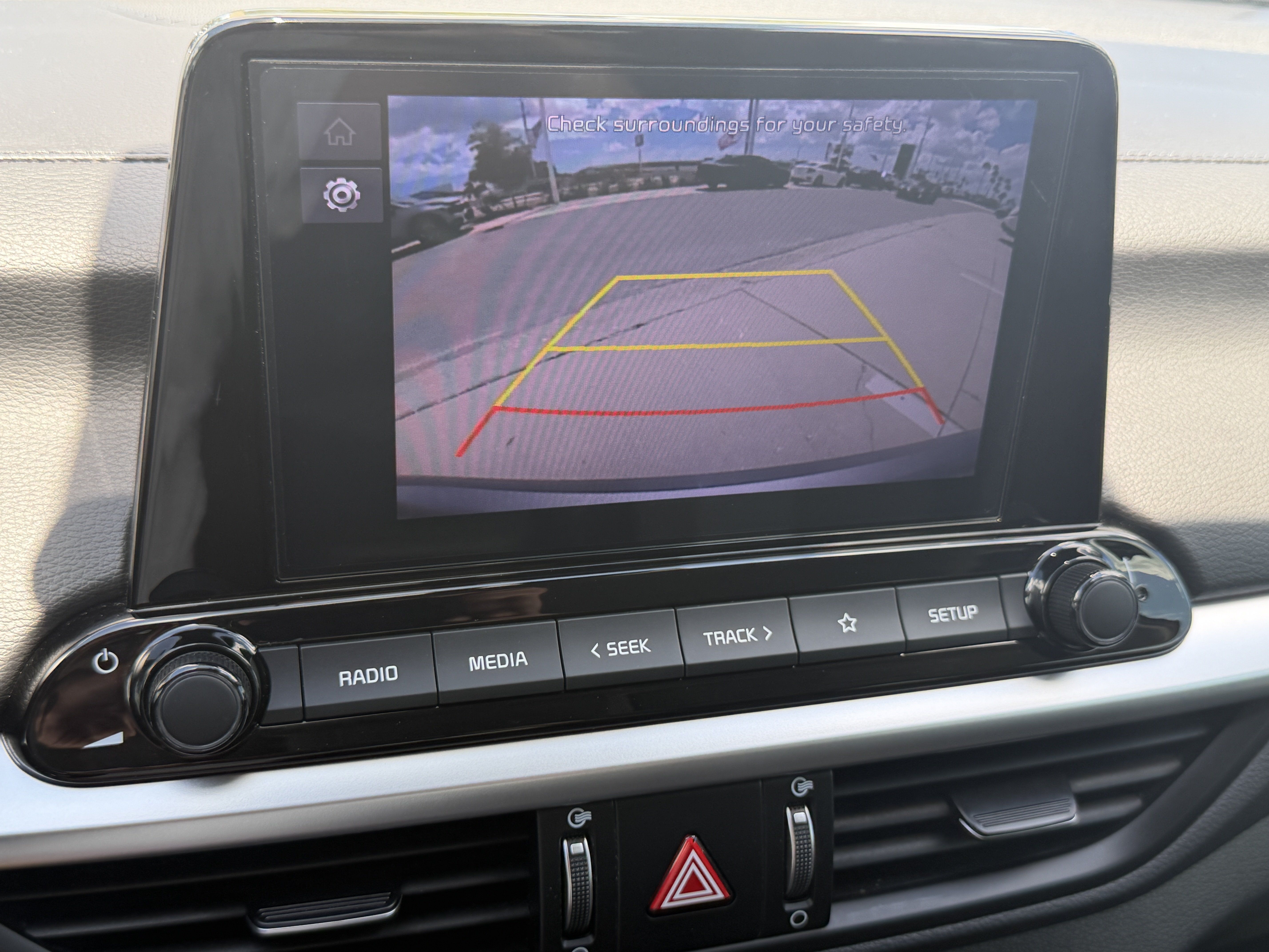 Certified 2023 Kia Forte LXS w/ LXS Technology Package FWD image 23