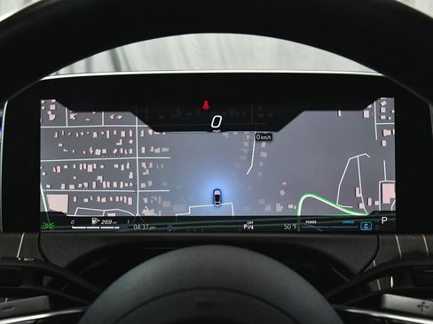 Used 2025 Mercedes-Benz E 450 4MATIC Sedan image 41