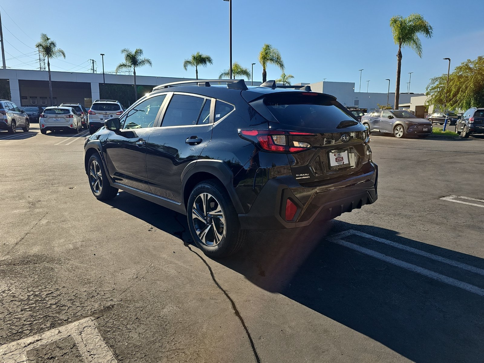 Used 2024 Subaru Crosstrek 2.0i Premium w/ Crosstrek Mirror Package AWD/4WD image 5