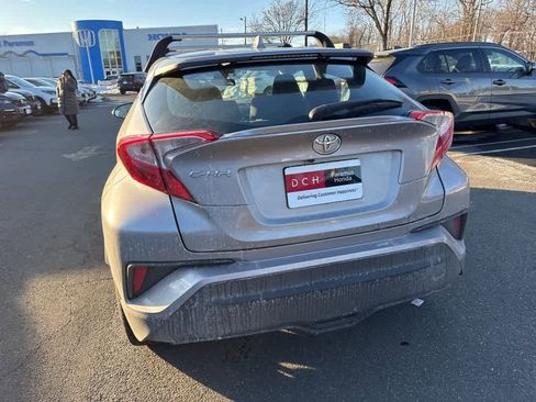Used 2020 Toyota C-HR LE image 15