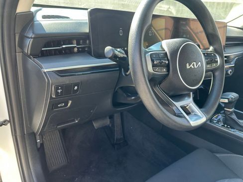 Used 2025 Kia K5 LXS image 33