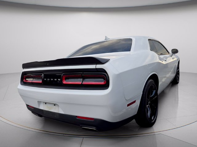 Used 2018 Dodge Challenger SXT w/ Blacktop Package RWD image 4