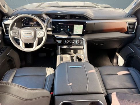 Used 2024 GMC Sierra 2500 Denali w/ Denali Reserve Package image 15