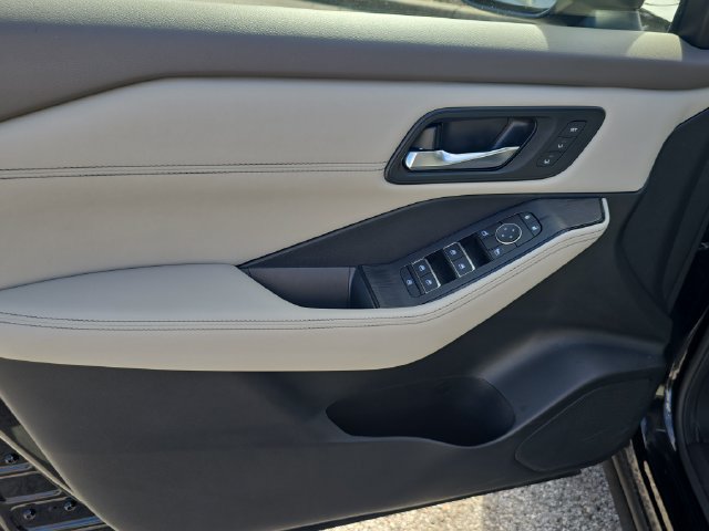 Certified 2023 Nissan Rogue SL AWD/4WD image 17