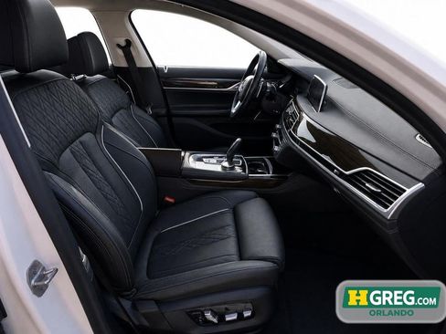 Used 2020 BMW 740i RWD image 16