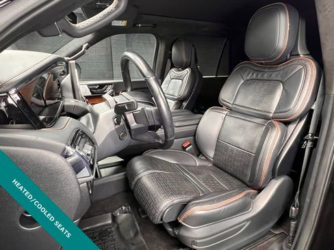 Used 2023 Lincoln Navigator L Black Label image 3