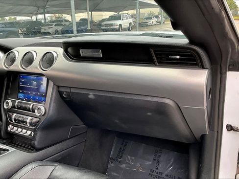 Used 2022 Ford Mustang Premium image 30