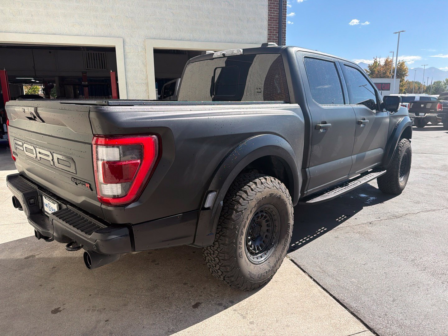 Used 2023 Ford F150 Raptor w/ Equipment Group 802A Raptor R AWD/4WD image 17
