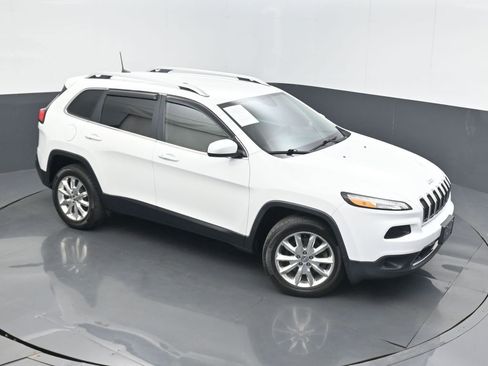 Certified 2016 Jeep Cherokee Limited AWD/4WD image 38