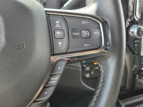 Used 2024 RAM 2500 Limited AWD/4WD image 24