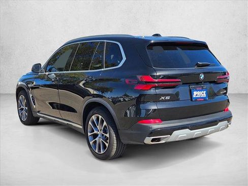Used 2024 BMW X5 sDrive40i w/ Premium Package image 8
