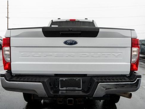 Used 2022 Ford F250 XL w/ Power Equipment Group image 7