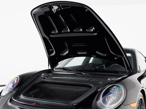 Used 2018 Porsche 911 GT3 RWD image 47
