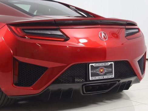 Used 2017 Acura NSX image 27