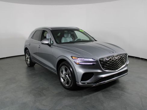 Used 2026 Genesis GV70 2.5T Advanced image 12