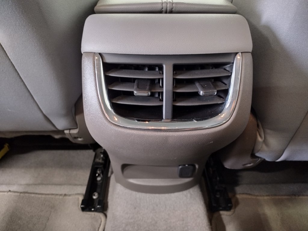 Used 2024 Chevrolet Malibu LT FWD image 34