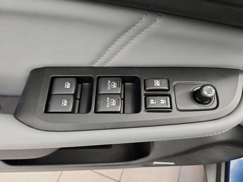 Used 2019 Subaru Outback 2.5i Limited AWD/4WD image 11