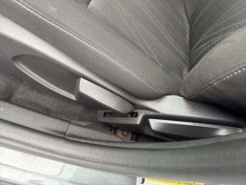 Used 2017 Ford Focus SE image 13