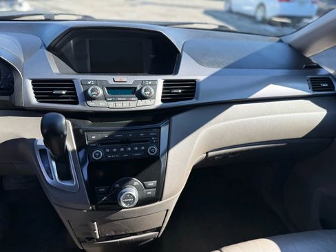 Used 2012 Honda Odyssey EX-L image 27