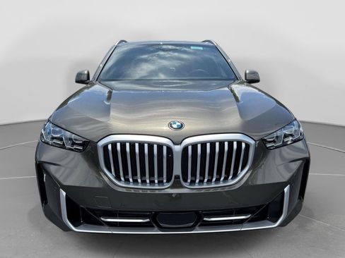 New 2026 BMW X5 xDrive40i w/ Climate Comfort Package AWD/4WD image 2