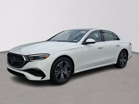 Used 2025 Mercedes-Benz E 450 4MATIC Sedan image 1