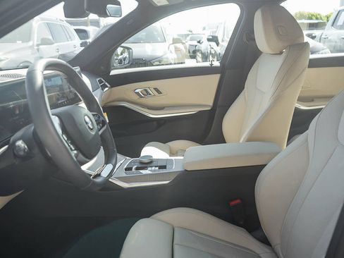 Used 2026 BMW 330i Sedan w/ Premium Package RWD image 19