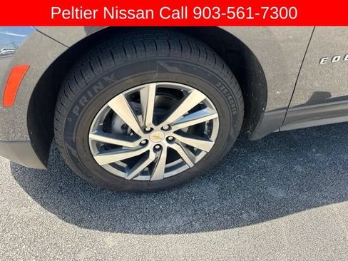 Used 2023 Chevrolet Equinox LT AWD/4WD image 8