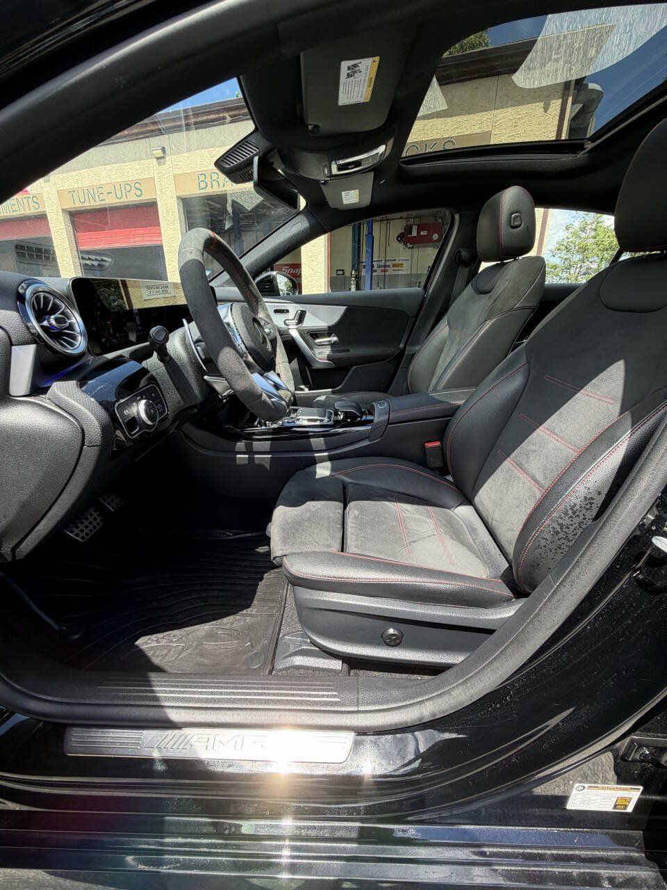 Used 2020 Mercedes-Benz A 35 AMG 4MATIC image 33